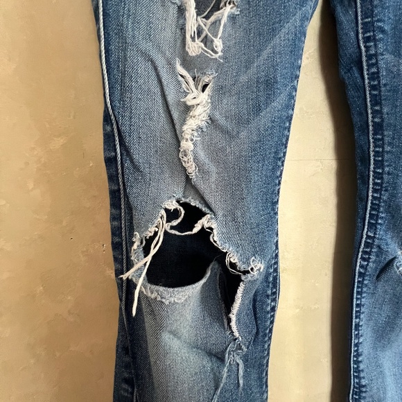 7 For All Mankind Sized 26 Distressed Denim - Picture 4 of 8
